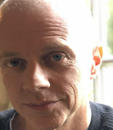A leukaemia survivor is urging faster diagnosis and more urgent improvements in the detection of the disease